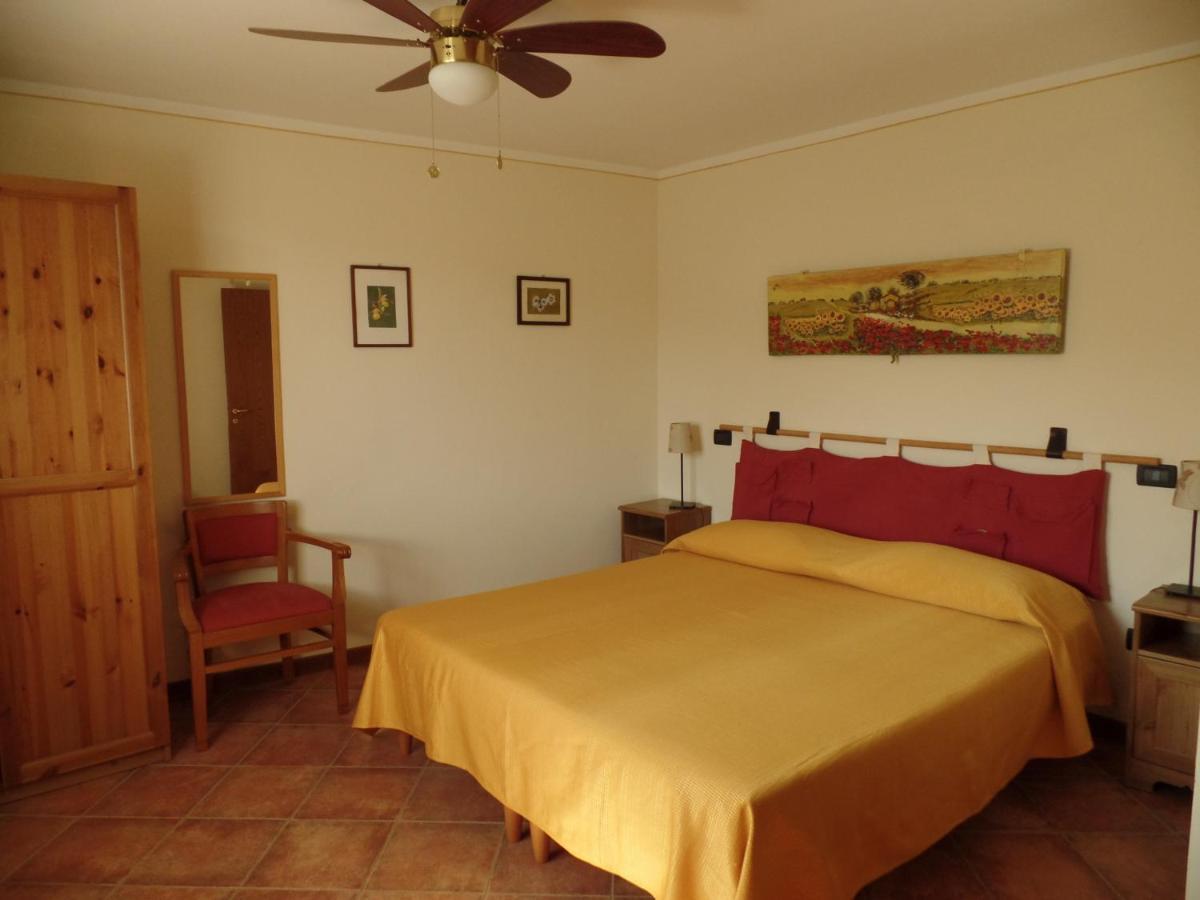 Agriturismo Il Cantastorie มอนเตกาตินี แตร์เม ภายนอก รูปภาพ