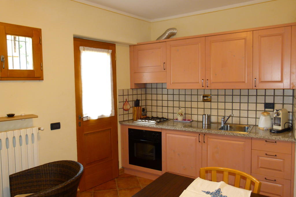 Agriturismo Il Cantastorie มอนเตกาตินี แตร์เม ห้อง รูปภาพ